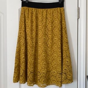 LulaRoe Lola skirt Small gold